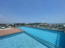 The Light Hostel, hotel v destinaci Ha Long