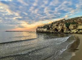 La Casa del Baluardo Nettuno, отель в Неттуно