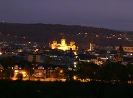 Logenplatz über Trier, קוטג' בטרייר