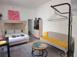 le one, hotel v destinaci Agen