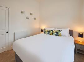 Host & Stay - Main Street Apartments, hotel en Seahouses