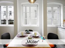 Ferienwohnung Müller - Neu und hochwertig sanierter Altbau, Wohnküche, Lindau-Insel mit 1a Lage