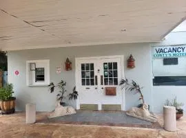 Conty's Motel