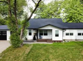✵ Newly Remodeled Lovely 4BDR Retreat ➠ 3191