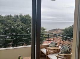 Caniço Ocean Getaway, apartman u gradu 'Caniço'