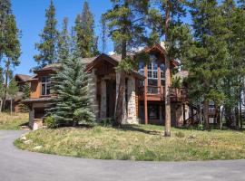 Snowy Point Chalet: True Mountain Luxury, luxusszálloda Breckenridge-ben