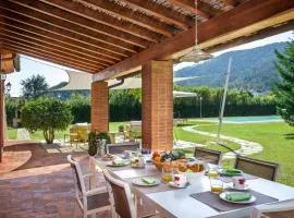 Le Vigne 4 by Salogi Villas