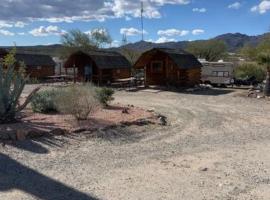 Black Canyon Campground And Cabins, kämping sihtkohas Black Canyon City