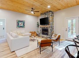 River Rock Cottage, hotel em Boone