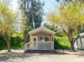 Jellystone Park Tower Park Resort, Hotel in Lodi