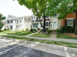 Townhome in Northern Virginia, Close to DC, Pets Okay, Fenced Yard, Fast