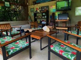 Farah Hostel Suítes Camping Smartcamp e Passeio de barco, luxusní kemp v destinaci Boicucanga