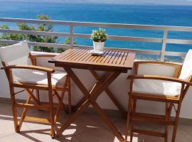 Atlas-Unlimited Sea View Apartment, holiday rental in Loutraki