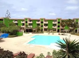 Cozy Apartment with Pool, near Beach and Center