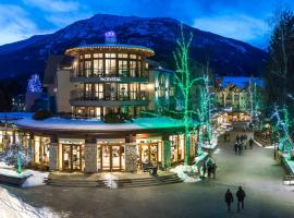 The Crystal Lodge, hotel sa Whistler