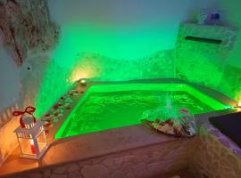 Suite 800 charme & luxury spa – hotel w mieście Ostuni