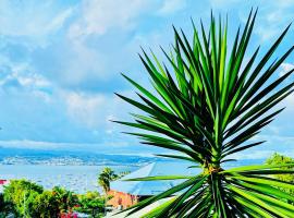 Sous les Tropiques…Vue mer, vacation rental in Les Trois-Îlets