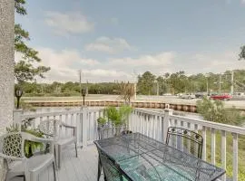 Coastal St Simons Retreat Near Gascoigne Bluff!