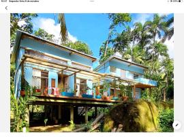 Casa arquitetura charmosa, natureza exuberante, cottage in Paraty