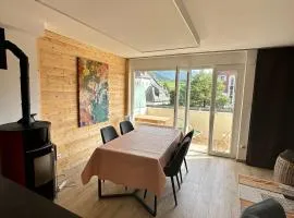 Appartement rénové avec balcon sud, centre Villard-de-Lans - FR-1-515-187