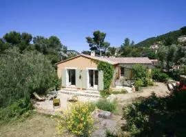 Gîte La Pinède Penchée (8 à 10 personnes 5km des plages