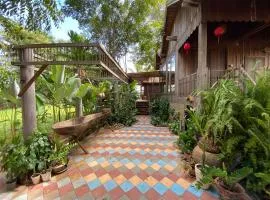Khmer Oasis on the Lake