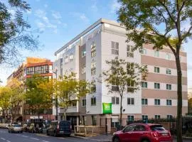 ibis Styles Paris Tolbiac Bibliotheque