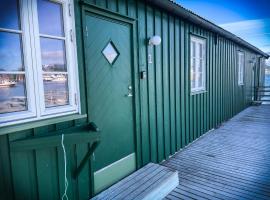 Kræmmervika Rorbuer - Rustic Cabins in Lofoten, budgethotell i Ballstad