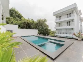 Lavish Apartments with Swimming Pool near Candolim Beach