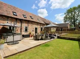 The Byre - Beautiful Contemporary Barn - Hot Tub