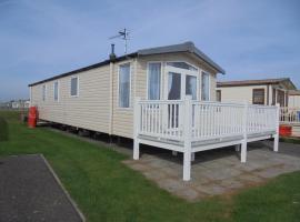 Kingfisher Bordeaux 8 Berth Central Heated FREE WIFI, hotel din Ingoldmells