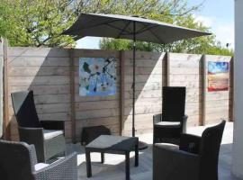 Knus vakantiehuis 100m van het strand (privé tuin), hotell sihtkohas Callantsoog
