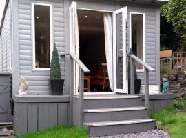 The Garden Room, hotel in Knighton