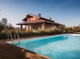 Villa Gramolina Nizza, vacation home in Nizza Monferrato