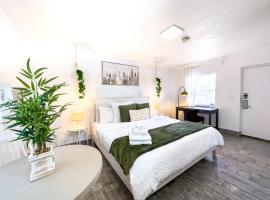 King Suite Apt With Shared Pool 02, hotel pet friendly a Clearwater