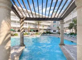 Galveston beach front and ocean views at Casa Del Mar