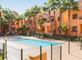 Nice Apartment In Los Alczares With Outdoor Swimming Pool, hotel in Los Alcázares