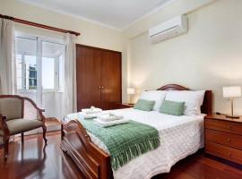 Central Living Funchal