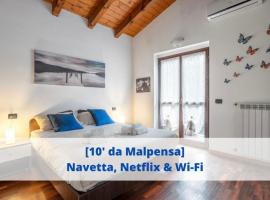 [10' from Malpensa] Shuttle, Netflix & Wi-Fi – tani hotel w mieście Casorate Sempione