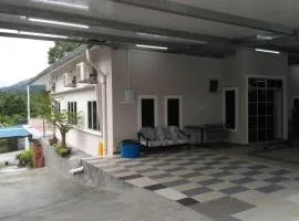 Bonsai Homestay Kluang YTS89