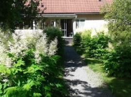 Hus uthyres i natursköna Glava, Arvika, hotel v destinaci Glava