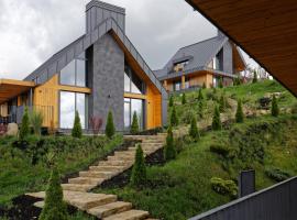 SKOGUR - Home & Resort, hotel in Bukovel