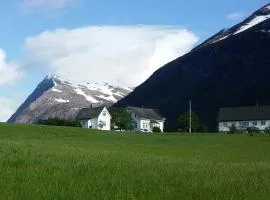 Dønhaug Gjestegard