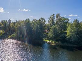 Drömtorp med egen brygga, hotel a Östhammar