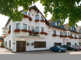 Landhotel Lohmann, hôtel à Langenfeld