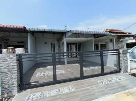 Wi-Fi 100MB free Ipoh Homefeel 4 rooms Tatami S48, hotel with parking in Ipoh