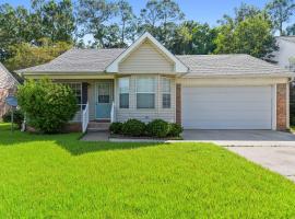 3-bedroom home in the Mississippi Gulf Coast, hotel a Pass Christian