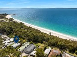 Aquarius Beach Stay - Belle Escapes Jervis Bay