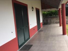 Quinta Sol II Sea, cheap hotel in Camacha