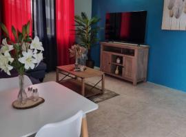 Homely Escapes by Pulse, guest house in Loubiere